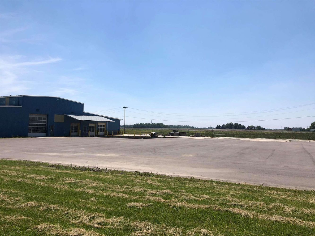 2703 W 9th St, Marion, IN 46953